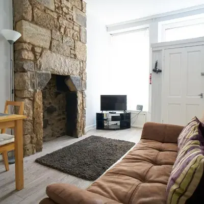 1 BDR House By Caledonia Luxe Stays Short Lets & Serviced Accommodation Lanark