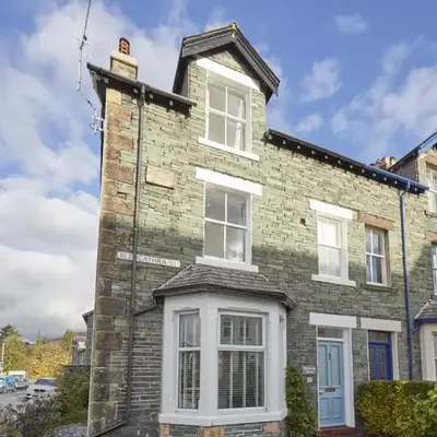 4 Bed in Keswick oc-sz443