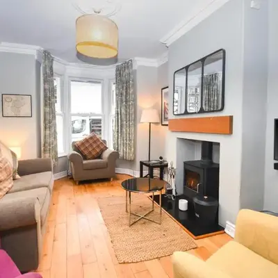 3 Bed in Keswick oc-sz545