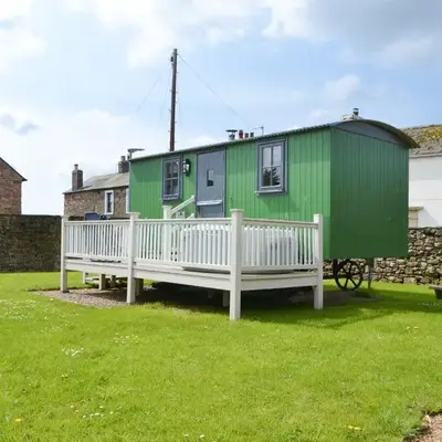 Hannah's Shepherds Hut - Uk43564