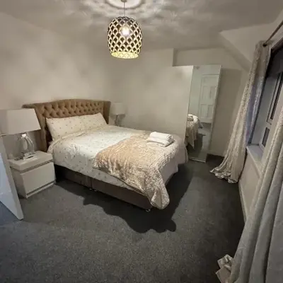 Chic & Cozy 2BR Semi-Detached