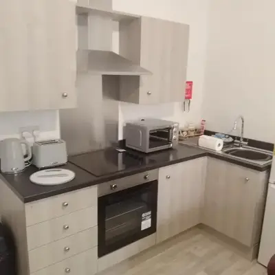 Coach House Apartment - Sleeps 2