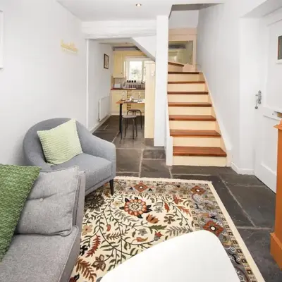 Hideaway Cottage