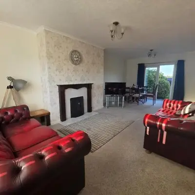 Lovely 3 Bedroom House 5 Minutes M6 or Carlisle