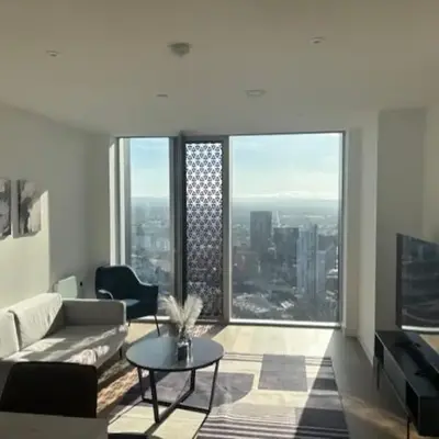 Skyline view 2 bedroom apartment