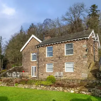 Wreay Lodge - Fellside Home with Lake Views