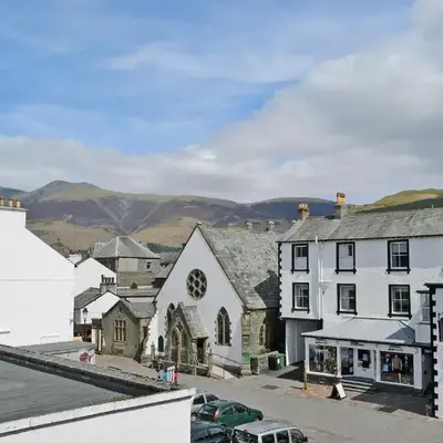 5 Balmoral House