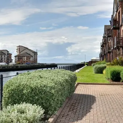 Harbour House - Donnini Apartments
