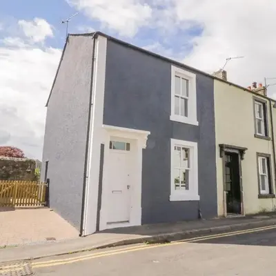 8 Bridge Street