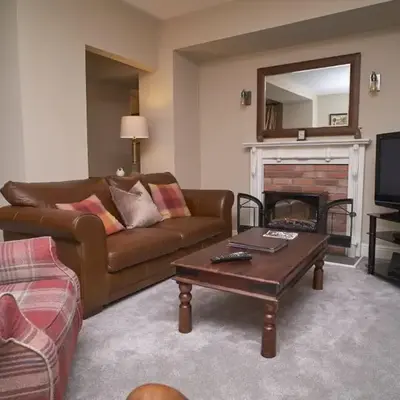 Old Bakers Cottage ground floor apartment centrally located in Grasmere with patio area