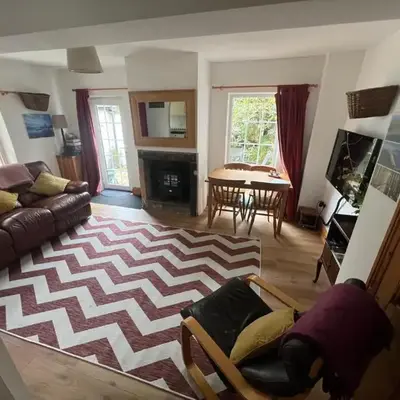 Robinsons Cottage
