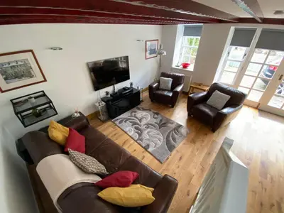an overhead view of a living room with a couch and chairs at House - Sleeps 4 Pet Friendly & Free Parking in Symington