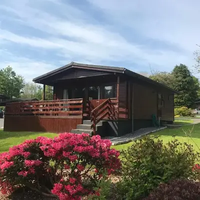 Bluebell Lodge 5 with Hot Tub