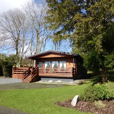 Birch Lodge 22 with Hot Tub